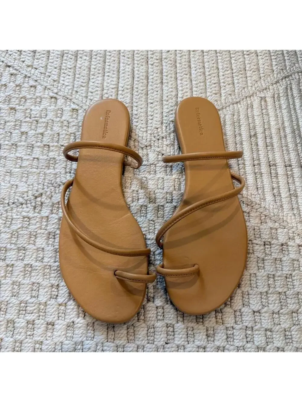 Reformation Ludo Toe Ring Strappy Flat Sandal - Picture 2 of 5